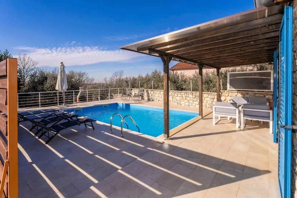فيلة فيلا Casa Nadalina Višnjan كرواتيا