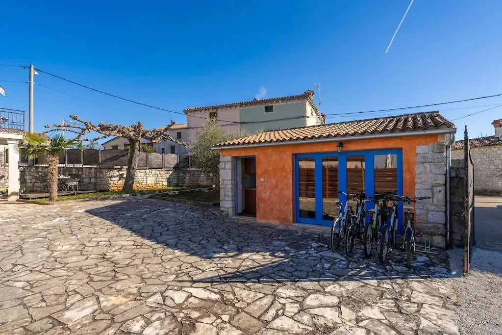 فيلا Casa Nadalina Višnjan فيلة