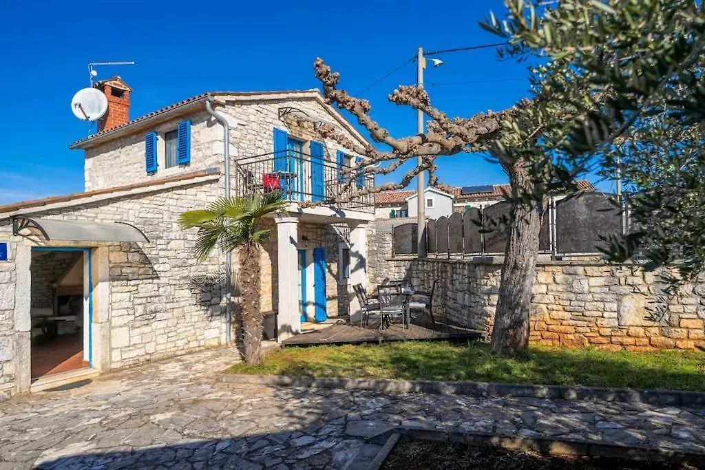 فيلة فيلا Casa Nadalina Višnjan