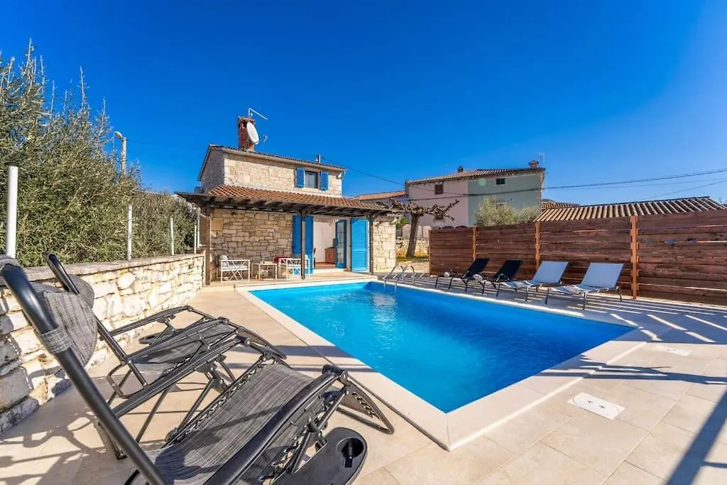 فيلة فيلا Casa Nadalina Višnjan كرواتيا