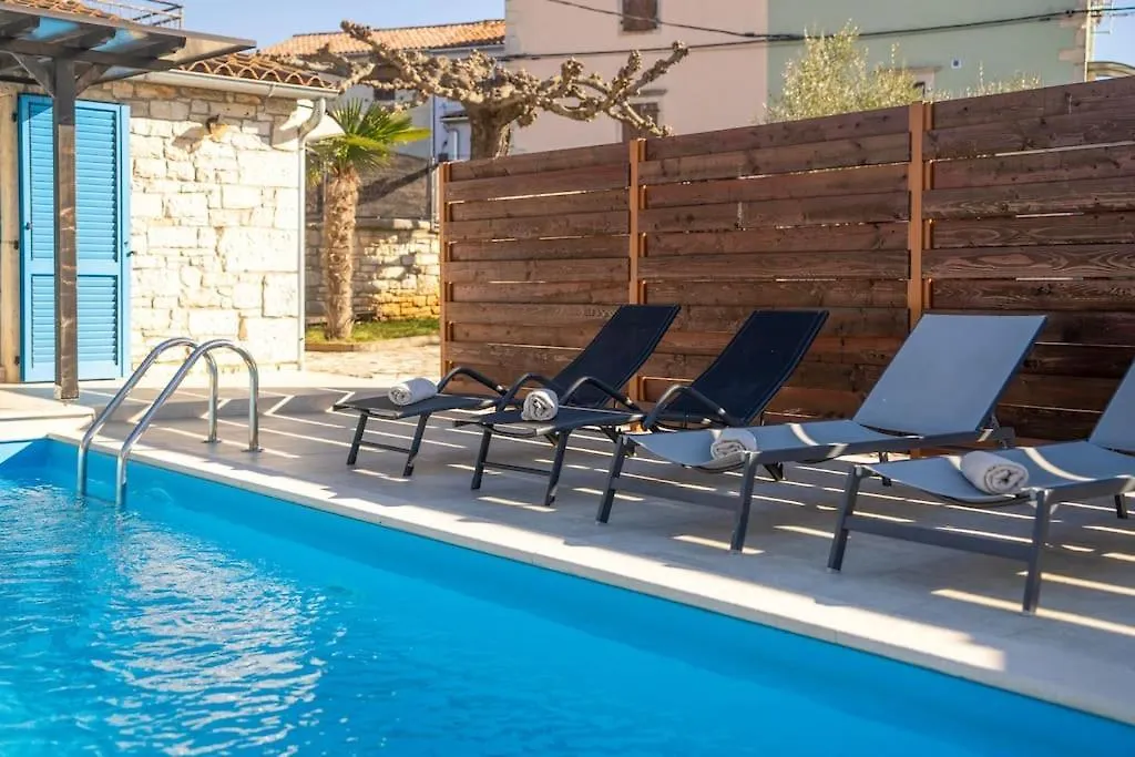 فيلا Casa Nadalina Višnjan